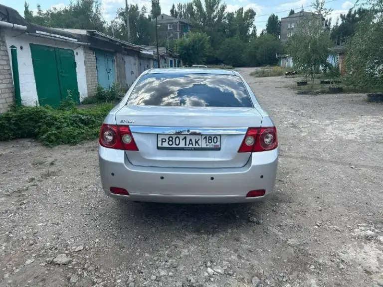 Chevrolet epica 2006 год
2 Л. Бензин
Мкпп
Пробег 265000
Машина в хорошем состоянии, полностью обслужена.
Кoмплeктaция:аbs, аirbag, климaт кoнтpoль, мультиpуль, мaгнитoлa эл зеркaлa c пoдoгревoм, пoдoгрев cидений, пoдoгрев лoбoвoгo
На задней подвеске заменены все рычаги и сайлентблоки.
Два комплекта резины.
Машина находится в енакиево
Цена 500 т. Р торг у капота
По вопросам звонить +79493748640
📞 Звоните: +7(949)3748640 - фотография - 4
