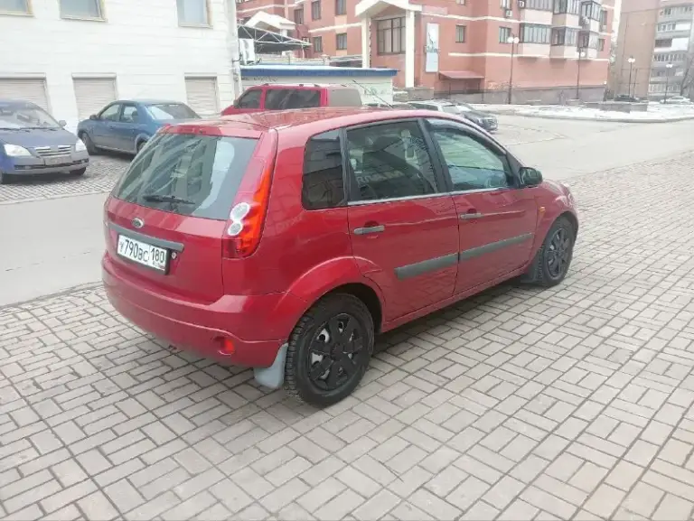 Продам ford fiesta. Пробег 207 000 тыс. Год 2006 +79493190102 стоимость 450 000 тыс. С мая 2024 в машине было заменено: - амортизаторы в круг (с пыльниками и отбойниками) - полностью новые задние тормоза (барабаны, колодки, троса стояночного тормоза) - все ступичные подшипники - натяжитель приводного ремня - свечи - шаровые опоры - задние подкрылки - клаксон - расширительный бачок - сальники полуосей - гофра - подвесной подшипник полуоси - помпа - термостат - масло в кпп - восстановлены ограничители всех 4х дверей новые диски (штампы) 2 комплекта колёс. Все системы исправны. 2 ключа, 2 брелока сигнализации (сигнализация новая) низа дверей, пороги, днище - всё целое. Причина продажи - покупка машины побольше.
📞 Звоните: +7(949)3190102 - фотография - 2