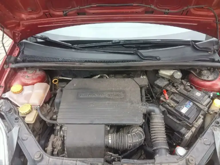 Продам ford fiesta. Пробег 207 000 тыс. Год 2006 +79493190102 стоимость 450 000 тыс. С мая 2024 в машине было заменено: - амортизаторы в круг (с пыльниками и отбойниками) - полностью новые задние тормоза (барабаны, колодки, троса стояночного тормоза) - все ступичные подшипники - натяжитель приводного ремня - свечи - шаровые опоры - задние подкрылки - клаксон - расширительный бачок - сальники полуосей - гофра - подвесной подшипник полуоси - помпа - термостат - масло в кпп - восстановлены ограничители всех 4х дверей новые диски (штампы) 2 комплекта колёс. Все системы исправны. 2 ключа, 2 брелока сигнализации (сигнализация новая) низа дверей, пороги, днище - всё целое. Причина продажи - покупка машины побольше.
📞 Звоните: +7(949)3190102 - фотография - 4