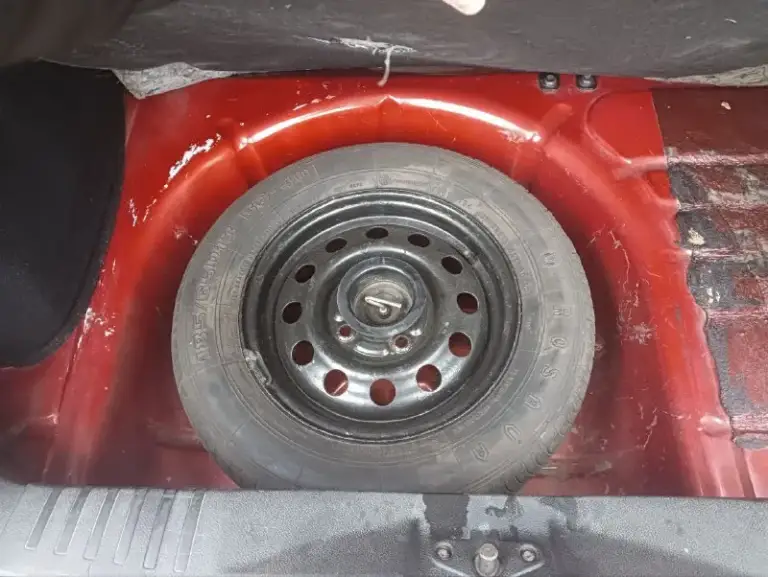 Продам ford fiesta. Пробег 207 000 тыс. Год 2006 +79493190102 стоимость 450 000 тыс. С мая 2024 в машине было заменено: - амортизаторы в круг (с пыльниками и отбойниками) - полностью новые задние тормоза (барабаны, колодки, троса стояночного тормоза) - все ступичные подшипники - натяжитель приводного ремня - свечи - шаровые опоры - задние подкрылки - клаксон - расширительный бачок - сальники полуосей - гофра - подвесной подшипник полуоси - помпа - термостат - масло в кпп - восстановлены ограничители всех 4х дверей новые диски (штампы) 2 комплекта колёс. Все системы исправны. 2 ключа, 2 брелока сигнализации (сигнализация новая) низа дверей, пороги, днище - всё целое. Причина продажи - покупка машины побольше.
📞 Звоните: +7(949)3190102 - фотография - 9
