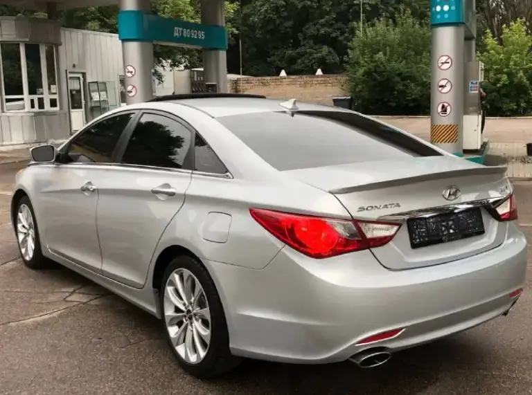В продаже личный автомобиль в отличном состоянии без каких либо вложений и проблем
Hyundai sonata 2013 год выпуска пробег 122 mil
Двигатель 2.0 277 лошадей под копотом супер
Хорошая комплектация есть все для комфорта
Автомобиль обслужен от и до масла фильтра
Установлена фирменая новая зимняя резина
Красивый удобный комфортный экономичный
Кто заинтересован звоните приезжайте
Цена 1130🍋000 тысяч рублей срочно цена снижена до 19 января
Звоните приезжайте город донецк ленинский
Номер телефона
+7949 396 98 55
📲 Tg: 💞
📞 Звоните: +7(949)3969855 - фотография - 5