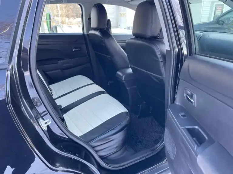 🔥 Mitsubishi asx🔥
🔥Состояние близко к идеальному🔥
✅Куплен новым в салоне в 2013г
✅Мотор 1.6
✅Двигатель бензиновый
✅Коробка механика
✅Привод передний
✅Пробег родной 179 тыс. Км
✅Автомобиль без дтп
✅Автотек. .. /emoji/40/e29c85.png')">✅разъемы под aux usb
✅Разъем 12v
✅Монитор планшет
✅Камера заднего вида
✅Диски r16
✅Эл. Зеркала с подогревом
✅Тех осмотр пройден, готов к регистрации в мрэо

🔥В подарок новому владельцу полный бак топлива🔥
На моей странице есть видео обзор заходите смотрите!

✅Донецк. Стоимость 🔥 995.000₽🔥
Тел. +7949-50-800-60 - фотография - 7
