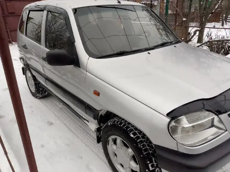 Продам  chevrolet niva 2004 год. Пробег 163 тыс км. Состояние хорошее, но присутствуют возрастные дефекты. Новая резина, генератор, гидроусилитель руля, цилиндры сцепления. Цена 330 тысяч(торг). Звонить по номеру +79498039926 +79497215039
📲 Tg: 𝓑𝓪𝓷𝓭𝓻𝔂 ᅠ
📞 Звоните: +7(949)8039926 - фотография - 6