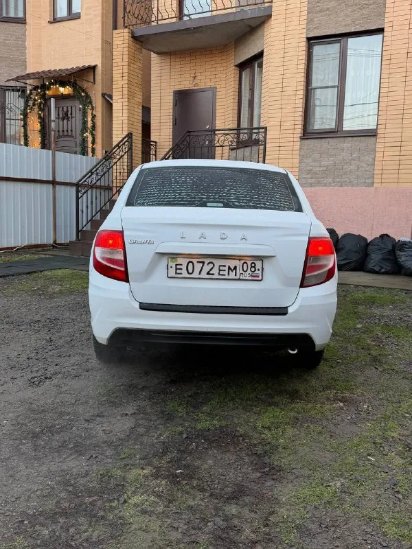 Продаю авто в очень хорошем состоянии! 2018 год, механика, пробег 85000 км.
По запросу отправляю автотеку.
Кондиционер, печка работают отлично.
Мотор и коробка в прекрасном состоянии.
Без дтп, вся в заводе, есть маленький локальный окрас на багажнике.
Вложений не требует, ходовка мячик.
Без лицензии такси!
1 Владелец по птс (оригинал).
Срочная продажа, 680 тысяч.
Номер для связи : 8-989-629-02-02.
Звоните, пишите в любое время ! - фотография - 5