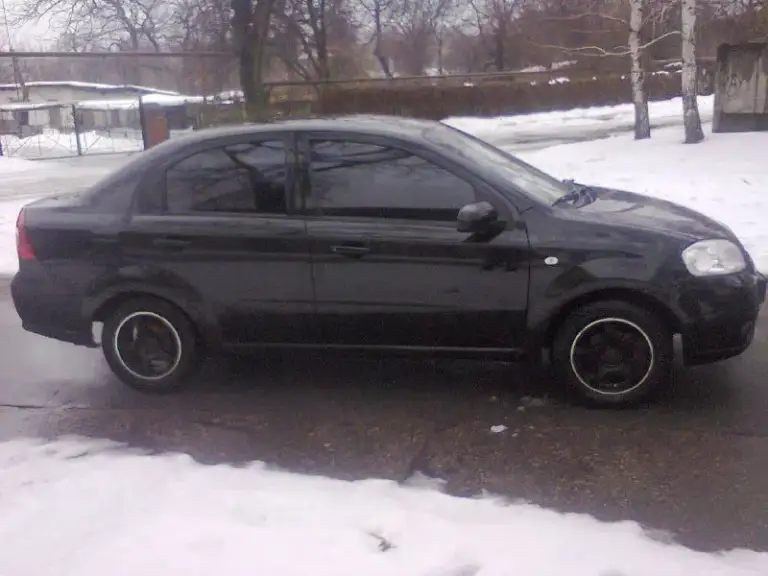 Продам chevrolet aveo ls 1.5 документы любое переоформление двигатель коробка идеал ходовая идеал установлено зарегистрировано! Комплектация кондиционер усилитель подушки! Цена 400 быстрым торг город горловка +79493038313 евгений
📞 Звоните: +7(949)3038313 - фотография - 1