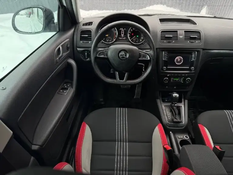 ❗️В продаже ❗️

Skoda yeti
2017 Год выпуска
1.8 Бензин dsg 4wd
Пробег 190.000 км

✅ 2 Владельца
✅ Отличный внешний вид
✅ Комплектация monte carlo
✅ Отличное тех. Состояние

💰1.350.000 ₽ 🔥

☎️+7(905)-654-77-36📞 - фотография - 8