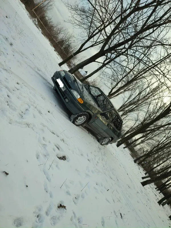 В продаже! Ваз samara 2115 2007 года выпуска, авто каждый день на ходу, без вложений❗двигатель 1.5 8 v. Не дымит не троит работает ровно едет бодро, ходовая на 4+ электрика полностью исправна 👍документы чистые 180 учёт птс, стс, дкп, ксерокопия паспорта хозяина связь с ним есть, любой вид оформления, комплектация авто🚘 хорошая музыка, зимняя резина, 2 электро стеклоподъёмника, центральный замок, сигнализация, секретка,2 подогрева сидений, обогрев стёкол, лед лампы💡печка новая, цена 210 тыс рублей торг, возможен пригон по договорённости, звонить по 📱+79495357455, г. Макеевка.
📞 Звоните: +7(949)5357455 - фотография - 2