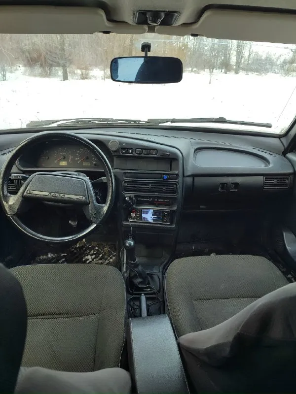 В продаже! Ваз samara 2115 2007 года выпуска, авто каждый день на ходу, без вложений❗двигатель 1.5 8 v. Не дымит не троит работает ровно едет бодро, ходовая на 4+ электрика полностью исправна 👍документы чистые 180 учёт птс, стс, дкп, ксерокопия паспорта хозяина связь с ним есть, любой вид оформления, комплектация авто🚘 хорошая музыка, зимняя резина, 2 электро стеклоподъёмника, центральный замок, сигнализация, секретка,2 подогрева сидений, обогрев стёкол, лед лампы💡печка новая, цена 210 тыс рублей торг, возможен пригон по договорённости, звонить по 📱+79495357455, г. Макеевка.
📞 Звоните: +7(949)5357455 - фотография - 7