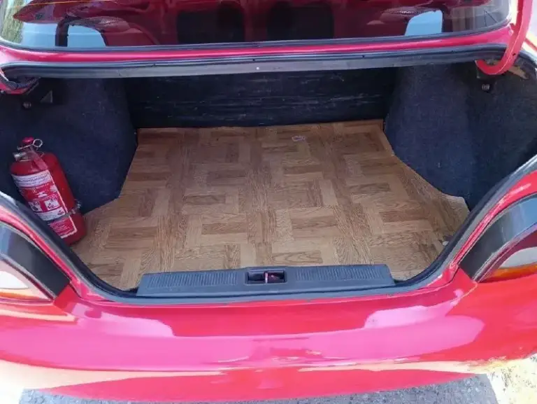 Продам  hyundai accent 1995г корейской сборки для  американского рынка в редком красивом цвете. Гаражное бережное хранение. Кузов и ходовая часть в идеальном состоянии, после кап ремонта, ремни грм, помпа, радиатор, колодки новые, все расходники менялись своевременно. Сигнализация. Салон в хорошем состоянии. Двигатель 1.5. Требует ремонта, в аварийном режиме работает 3 и задняя передачи. Комплект зимней резины. 220 000.небольшой торг. Регистрация на 180 регион
+79493330956. Донецк.
📲 Tg: 🇷🇺станислав 🇷🇺
📞 Звоните: +7(949)3330956 - фотография - 7
