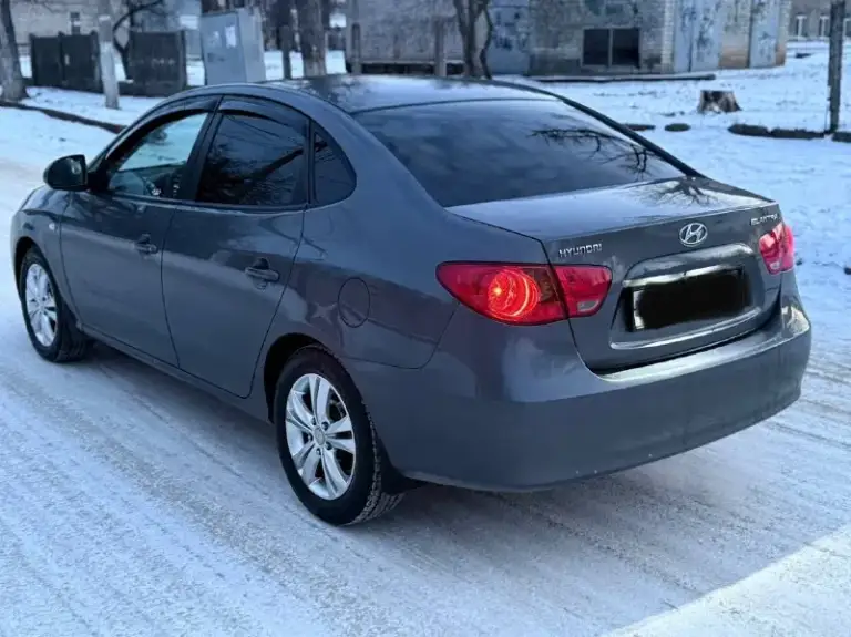 В продаже hyundai elantra
✅Состояния идеал

✅Не бита не крашена

✅Обьем двигателя 1.6

✅Салон идеал не прокурен

✅Один владелец по птс

✅Коробка механика

✅ Пробег родной 180.000

✅Полная комплектация

✅Галогеновые фары

✅2009 Года выпуска

✅Местный учёт

✅Авто не пригнана

✅Покупалась в автосалоне в донецке 2010 году

✅Без вложений

✅Расходники все поменяны

По документам всё чисто любое переформление.
Остальные вопросы по телефону +79490362879
Цена 720.000 торг у капота!
Возможен обмен с вашей доплатой - фотография - 1