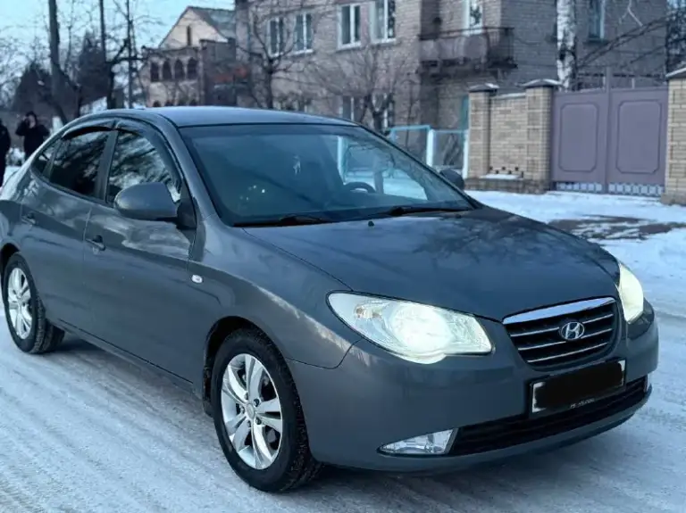 В продаже hyundai elantra
✅Состояния идеал

✅Не бита не крашена

✅Обьем двигателя 1.6

✅Салон идеал не прокурен

✅Один владелец по птс

✅Коробка механика

✅ Пробег родной 180.000

✅Полная комплектация

✅Галогеновые фары

✅2009 Года выпуска

✅Местный учёт

✅Авто не пригнана

✅Покупалась в автосалоне в донецке 2010 году

✅Без вложений

✅Расходники все поменяны

По документам всё чисто любое переформление.
Остальные вопросы по телефону +79490362879
Цена 720.000 торг у капота!
Возможен обмен с вашей доплатой - фотография - 3
