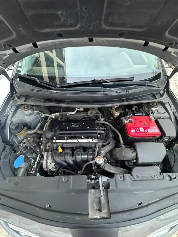 Продам
Hyundai solaris 2014 1.6 ат
1 Единственный собственник!
43000 Подтвержденный оригинальный пробег! Полностью в родной краске!
Без дтп.
Полностью зеленая автотека!
В машине еще присутствует запах новой машины. Состояние салона ближе к новому. Все то проводились по регламенту, сейчас делать нечего не нужно. Практически новая зимняя резина, комплект хорошей летней отдам тоже. Комплектация: сигнализация stariine с автозапуском, 3 ключа, гур, эсп, электрорегулировка зеркал, кондиционер, подогрев передних и задних сидений по отдельности, хорошая музыка, передние и задние дисковые тормоза, мощный 1,6 автомат изумительно работает! Расход топлива 8.8/5.2, функция eco режим. Надежный качественный автомобиль, который прослужит вам долгие годы! Гаражное хранение. По мелочи есть притертости. Реальному покупателю торг. Автоподбор, любые проверки без проблем!
Честный хозяйский автомобиль.
По документам идеально все.
Могу присутствовать при переоформлением.
Мес
📲 Tg: @annet_325
📞 Звоните: +7(949)3578224 - фотография - 6