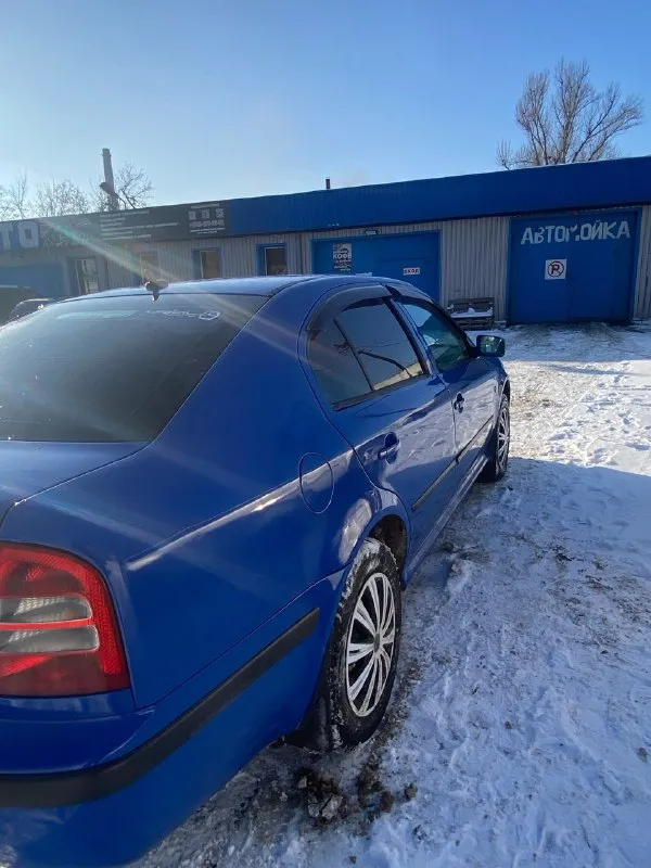 Шкода октавия 1.6 2000г.
Мкпп без хрустов, ходовая без стуков.
Кузов целый, геометрия ровная, стаканы на месте.
Салон нормальный, без критики.
Кондиционер, гур
Юридически чистая, документы в порядке.
Сел и поехал.
Цена 400 000
Г. Макеевка
Торг минимальный, у капота.
+79495243756
📞 🇷🇺 Звоните: +79495243756 - фотография - 2
