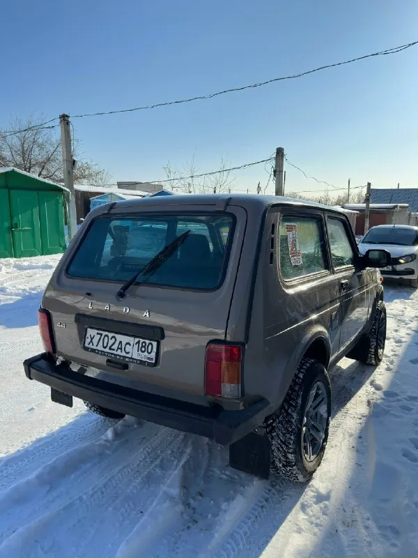 Продам ваз 4*4 (нива) год выпуска: 2016 двигатель: 1,7 автомобиль в хорошем состоянии. Раздатка на подрамнике. Карданы на шруз вместо крестовин. На переднем и заднем редукторах само блоки диферинциалов. Машина полностью обслужена. Цена: 500000 рублей (без торга) донецк +79493026573 - александр
📞 Звоните: +7(949)3026573 - фотография - 2