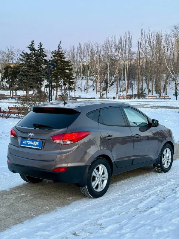 🇰🇵 Hyundai ix35 at
💰Цена: 1 150 000р
🏢Город: мариуполь
📅Год выпуска: 2012
🗒️Пробег: 180 539км.
⚙️Двигатель: 2.0
⛽Топливо: бензин
⚙️Кпп: автомат
📞 Телефон:
+7-949-727-41-51
+7-949-551-91-52
+7-989-263-55-56
💾 Описание:
✅ Техническая часть на 5+
✅ Очень красивый цвет
✅ Отличное состояние
✅ Кузов без дефектов
🔥 Отличная комплектация:
❄️ Двухзонный климат-контроль, подогрев всех сидений, бортовой компьютер, кожаный мультируль, птф, кожаный комбинированный салон, полный электропакет, помощь при спуске, оригинальные литые диски.
Улица шевченко 269
🏦 Возможна продажа в кредит по двум документам. - фотография - 4