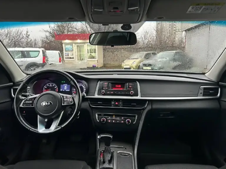Продам kia optima iv рестайлинг
2020Г
2Л бензин
Коробка автомат aisin
1 Собственник
Автомобиль в отличном состоянии, вид имеет шикарный, бережная эксплуатация, обслужен, вложений не требует.
Двигатель, коробка, техника, электрика все работает отлично, без вложений и проблем.
Пробег 206 тыс. Км. (родной)
С документами все в порядке.
💰🔥Цена: 1 млн. 590 тыс. Руб.
Осмотр г. Шахтерск, торез, снежное.
Тел. :
☎ +7949-365-61-27
📲 Tg: александр
📞 Звоните: +7(949)3656127 - фотография - 5