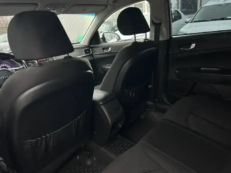 Продам kia optima iv рестайлинг
2020Г
2Л бензин
Коробка автомат aisin
1 Собственник
Автомобиль в отличном состоянии, вид имеет шикарный, бережная эксплуатация, обслужен, вложений не требует.
Двигатель, коробка, техника, электрика все работает отлично, без вложений и проблем.
Пробег 206 тыс. Км. (родной)
С документами все в порядке.
💰🔥Цена: 1 млн. 590 тыс. Руб.
Осмотр г. Шахтерск, торез, снежное.
Тел. :
☎ +7949-365-61-27
📲 Tg: александр
📞 Звоните: +7(949)3656127 - фотография - 8