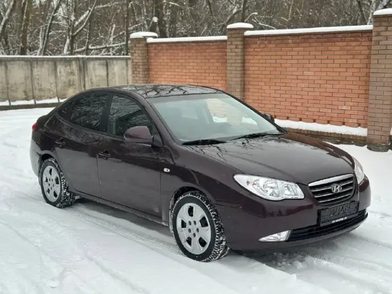 ❗Продам hyundai elantra❗
Год выпуска 2007,мотор 1.6 коробка: автомат, пробег: 259.000км
✅Цена: 670.000 руб торг

📑 Юридически абсолютно чистая, любое переоформление без проблем!

♻Автомобиль в отличном состоянии. Мотор в идеале, коробка тоже (переключает плавно без рывков и пинков). Кузов в идеальном состоянии, рыжиков и гнили нет.

♻Комплектация: климат контроль, датчик дождя, мультируль, круиз контроль, 3х режимный подогрев сидений, электро регулировка и подогрев боковых зеркал, центральный замок, усилитель руля, стеклоподъемники,8 подушек безопасности, abs, esp.

🏠Осмотр днр, г. Амвросиевка
☎️Подробности по телефону:
+79493060188
+79885749747 - фотография - 1
