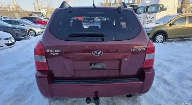 Hyundai tucson 2.0 мт 2008год передний привод в великолепном состоянии. Пробег 230т. 3 хозяина, "зеленая автотека". - птс оригинал - оригинальный пробег, подтвержден - автомобиль никогда не учавствовал в дтп - усилитель руля - кондиционер - мультимедиа андроид с камерой заднего вида - электро стеклоподьемники - обогревы зеркал - подогревы сидений - обогрев зоны дворников - подушки безопасности - abs/esp осмотр г. Донецк, +79498565017 цена 830т, небольшой торг
📞 Звоните: +7(949)8565017 - фотография - 8