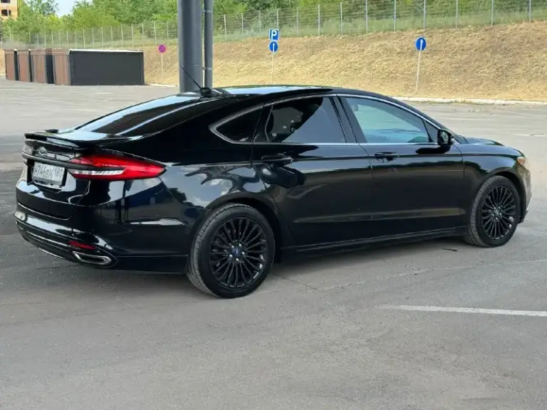 Продам ford fusion (north america) 2017г в комплектации titanium. Я хозяин, на машину денег не жалел, все работает, машиной останетесь довольны. Родной пробег 173 000 км двигатель 2.0 турбо на 245 л/с, работает отлично, без посторонних звуков. Коробка автомат, без пинков и рывков. Машина в отличном состоянии как и внешне так и технически. Кондиционер заправлен, работает отлично! Переоформление без проблем! Машина находится в г. Донецке, осмотр в любое время. Цена 1 705 000р 💵 + торг реальному покупателю! +79495073003
📞 Звоните: +7(949)5073003 - фотография - 5