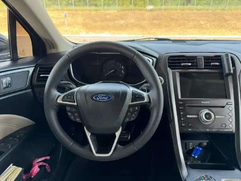 Продам ford fusion (north america) 2017г в комплектации titanium. Я хозяин, на машину денег не жалел, все работает, машиной останетесь довольны. Родной пробег 173 000 км двигатель 2.0 турбо на 245 л/с, работает отлично, без посторонних звуков. Коробка автомат, без пинков и рывков. Машина в отличном состоянии как и внешне так и технически. Кондиционер заправлен, работает отлично! Переоформление без проблем! Машина находится в г. Донецке, осмотр в любое время. Цена 1 705 000р 💵 + торг реальному покупателю! +79495073003
📞 Звоните: +7(949)5073003 - фотография - 7