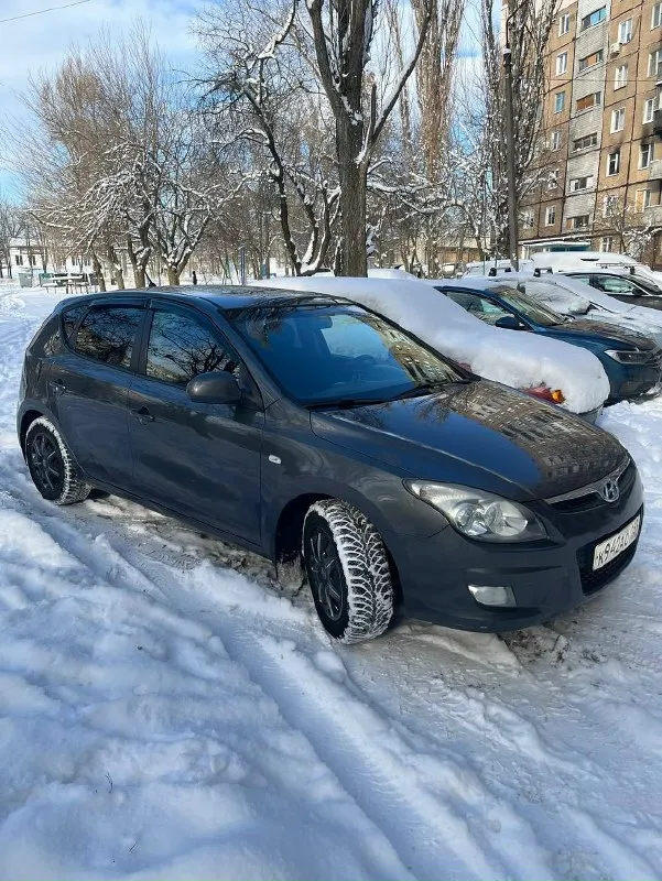 I30 год: 2009 тип кпп: автоматическая пробег: 170.000 дополнительная информация: продам hyundai i30, 2009 г. В. , 1.6, акпп, цена 750.000 рублей, машина в хорошем состоянии, технически исправна, из последнего, на 168.000 была замена цепи и масла, машиной владеем с 2022 года, с этого момента серьезных ремонтов небыло сейчас 171.000 пробега, акпп без пинков, мотор работает ровно, перед зимой поменяли радиатор печки, климат работает, кондер холодит, машина в хорошем состоянии. Осмотр в г. Донецке цена: 750000 руб. 📞 звоните: +79493157128
📞 Звоните: +7(949)3157128 - фотография - 3