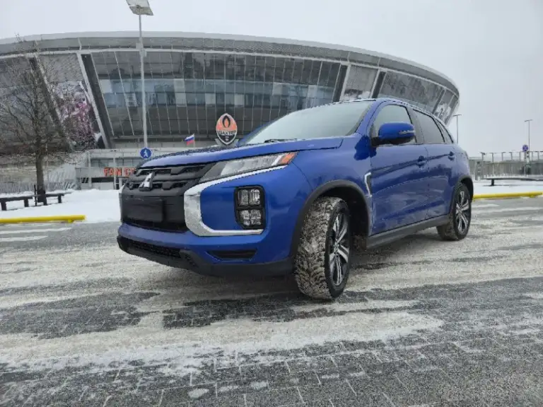 Продаю автомобиль mitsubishi outlander sport (американский аналог asx), 11. 2019 год.
• ​Внешний вид: насыщенный синий цвет, который отлично смотрится в любую погоду. Состояние кузова — как на фото.
• ​Салон: ухоженный интерьер. В салоне установлена современная мультимедиа с большим экраном.
• ​Практичность: вместительный багажник задний ряд сидений легко складывается в ровный пол.
• Двигатель/кпп: атмосферный мотор 2.0 л (155 л. С. ).
Работает идеально, масло менялось строго по регламенту.
• Привод: подключаемый полный привод.
• Трансмиссия: надежный вариатор (cvt) от компании jatco. Работает плавно, без рывков.
• ​Техническое состояние:обслуживание проводилось вовремя. Руль и органы управления не затерты, что подтверждает бережную эксплуатацию.
• Пробег: 160 000 км.
Автомобиль полностью обслужен и готов к любым проверкам.
Машина на ходу каждый день, вложений не требует. Продажа от собственника.
Цена: 1800000
Разумный торг возможен у капота
+79493673496
📲 Tg: @pxoenixdnr
📞 Звоните: +7(949)3673496 - фотография - 6