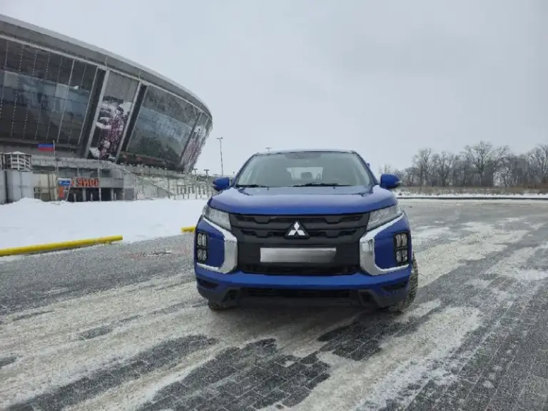 Продаю автомобиль mitsubishi outlander sport (американский аналог asx), 11. 2019 год.
• ​Внешний вид: насыщенный синий цвет, который отлично смотрится в любую погоду. Состояние кузова — как на фото.
• ​Салон: ухоженный интерьер. В салоне установлена современная мультимедиа с большим экраном.
• ​Практичность: вместительный багажник задний ряд сидений легко складывается в ровный пол.
• Двигатель/кпп: атмосферный мотор 2.0 л (155 л. С. ).
Работает идеально, масло менялось строго по регламенту.
• Привод: подключаемый полный привод.
• Трансмиссия: надежный вариатор (cvt) от компании jatco. Работает плавно, без рывков.
• ​Техническое состояние:обслуживание проводилось вовремя. Руль и органы управления не затерты, что подтверждает бережную эксплуатацию.
• Пробег: 160 000 км.
Автомобиль полностью обслужен и готов к любым проверкам.
Машина на ходу каждый день, вложений не требует. Продажа от собственника.
Цена: 1800000
Разумный торг возможен у капота
+79493673496
📲 Tg: @pxoenixdnr
📞 Звоните: +7(949)3673496 - фотография - 9