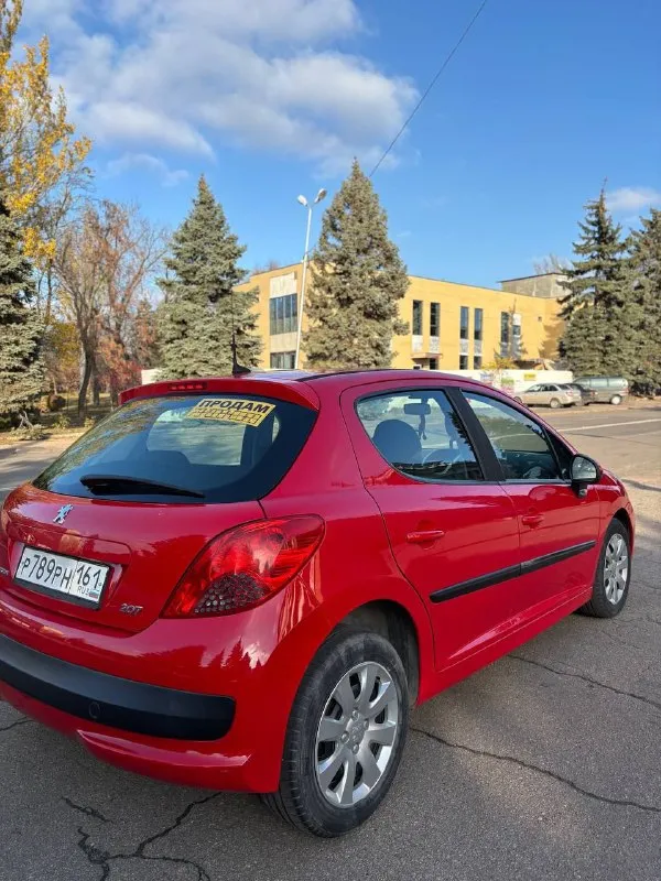 Продам peugeot 207 🔥 2008 года
🟢 : 1.4 (Не троит, не дымит, масло не расходует)
🟢 Коробка: автоматическая(робот) работает отлично, было поменяно сцепление
🔴 Пробег: 80000км ( родной пробег, подтвержденный автотекой) ездила девушка, очень мало.
🟢 Кузов: хорошее состояние, гнили, дырок, ржавчины нет. В связи с возрастом, есть небольшие нюансы по кузову, ничего критичного!!!
🟢 У автомобиля отличная комплектация:
– Круиз-контроль.
– Кондиционер.
– Обогрев зеркал.
– Абс.
– Электроусилитель руля.
– Центральный замок.
– Электростеклоподъёмники.
– Магнитола и хорошие динамики.
– Подрулевые лепестки.
🟢 Два комплекта резины
🟢Юридически автомобиль абсолютно чист. Без штрафов, арестов и ограничений.
Осмотр в г. Макеевка.
Отличный автомобиль, не пожалеете
Цена: 499.000тыс рублей (хороший торг!!!)
Все вопросы по телефону: +79493943389
📞 Звоните: +7(949)3943389 - фотография - 4