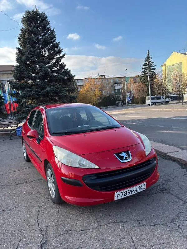 Продам peugeot 207 🔥 2008 года
🟢 : 1.4 (Не троит, не дымит, масло не расходует)
🟢 Коробка: автоматическая(робот) работает отлично, было поменяно сцепление
🔴 Пробег: 80000км ( родной пробег, подтвержденный автотекой) ездила девушка, очень мало.
🟢 Кузов: хорошее состояние, гнили, дырок, ржавчины нет. В связи с возрастом, есть небольшие нюансы по кузову, ничего критичного!!!
🟢 У автомобиля отличная комплектация:
– Круиз-контроль.
– Кондиционер.
– Обогрев зеркал.
– Абс.
– Электроусилитель руля.
– Центральный замок.
– Электростеклоподъёмники.
– Магнитола и хорошие динамики.
– Подрулевые лепестки.
🟢 Два комплекта резины
🟢Юридически автомобиль абсолютно чист. Без штрафов, арестов и ограничений.
Осмотр в г. Макеевка.
Отличный автомобиль, не пожалеете
Цена: 499.000тыс рублей (хороший торг!!!)
Все вопросы по телефону: +79493943389
📞 Звоните: +7(949)3943389 - фотография - 7