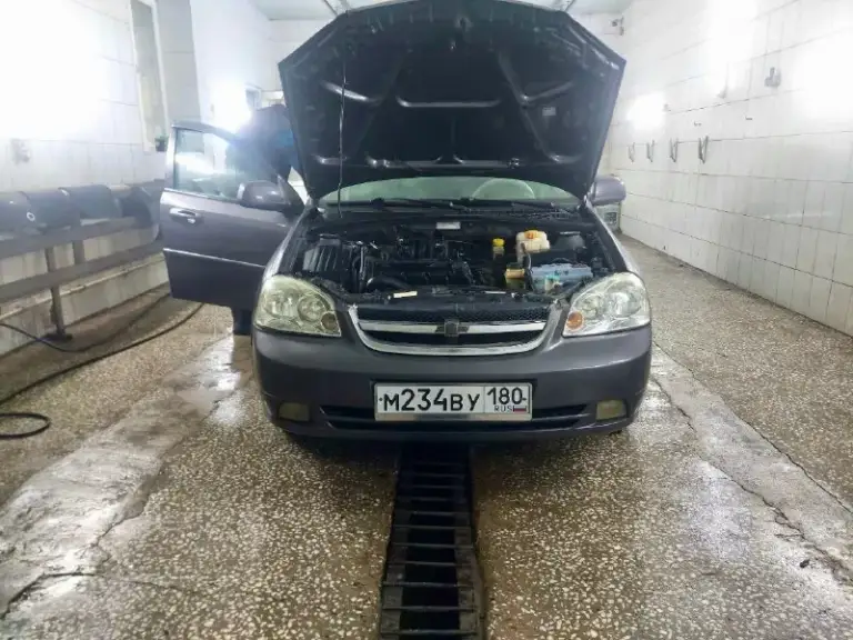 Продам
Chevrolet lacetti 2011 года
Пробег 170.250 ( растет)
По кузову есть не большой нюанс, но не критично
Не троит, не дымит, едет бодро
Подробнее расскажу по телефону
+7 (949) 342-91-48
Находится в енакиево
Цена 460.000 +торг
.
📞 Звоните: +7(949)3429148 - фотография - 1