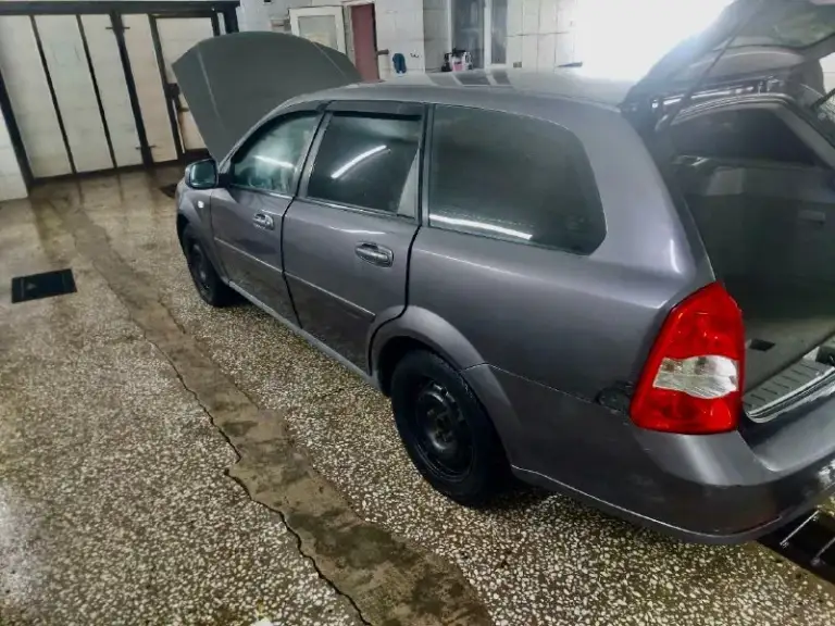 Продам
Chevrolet lacetti 2011 года
Пробег 170.250 ( растет)
По кузову есть не большой нюанс, но не критично
Не троит, не дымит, едет бодро
Подробнее расскажу по телефону
+7 (949) 342-91-48
Находится в енакиево
Цена 460.000 +торг
.
📞 Звоните: +7(949)3429148 - фотография - 4