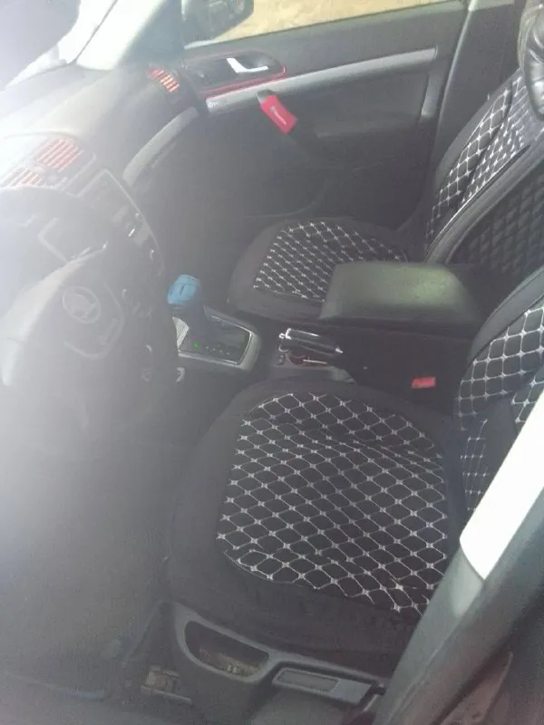 Срочно skoda octavia a5 2011 года пробег 218.000 коробка автомат все вопросы по номеру телефона
+7 949 325-58-17 Игорь
Цена 740.000
📞 Звоните: +7(949)3255817 - фотография - 8