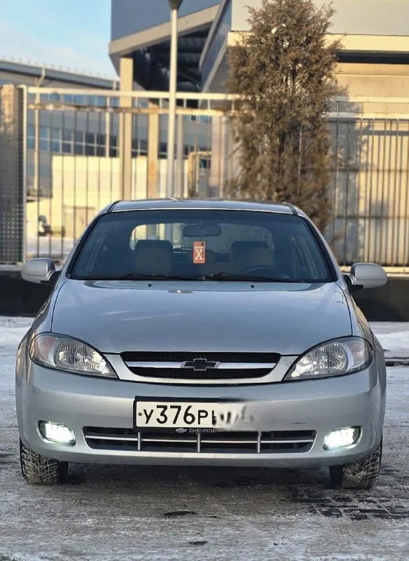 Продам. Красивый, надежный, вместительный chevrolet lacetti.
Год выпуска 2009,
Пробег 206000 км. Родной не скручен не смотан подтверждённый любые проверки с вашей стороны приветствуются
Мкпп 5-ступенчатая механика.
Г. Донецк.
Тел. +79494491943. Если не дозвонились, на этом номере есть telegram.
Авто в хорошем.
Состояние как внешнее, так и техническое без гнили, коррозии и ржавчины. Остекление заводское, в том числе и лобовое, в дтп не участвовала, в родном окрасе (только косметика). Все швы и герметики заводские. Не одна деталь не один болтик не крутился,
Техническое состояние без нареканий. Подвеска обслужена. Масла фильтра все жидкости заменены.
Мотор работает как швейцарские часы.
Салон целый чистый и опрятный комплектация:
Полный электропакет.
Кондиционер
(Холодит как сумасшедший), abs, srs airbag гидроусилитель руля электроподъемники всех стекол с давотчиками электрозеркала с подогревом
Led-противотуманки корректор фар центральный замок сигнализацыя sheriff с обратной связью
Г. Донецк
Цена 550.000 торг - фотография - 3