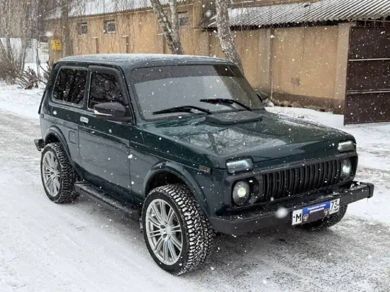 Продам ваз нива
2007 Года выпуска
Автомобиль в очень хорошем состоянии.
Ходовая часть отрабатывает идеально.
Днище и пороги без дыр и корозии.
Двигатель, коробка, раздатка-работают без нареканий, не дымит не троит, все включается, не выбивает. Пяти ступенчатая кпп. Мосты не воют, без вибрации.
Документы в полном порядке
Место осмотра харцызск
Цена 435т. Р
Номер для связи
+79496994520
Номер telegram, whatsapp - фотография - 7