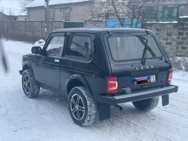 Продам ваз нива
2007 Года выпуска с гуром
Автомобиль в очень хорошем состоянии.
Ходовая часть отрабатывает идеально.
Днище и пороги без дыр и корозии.
Двигатель, коробка, раздатка-работают без нареканий, не дымит не троит, все включается, не выбивает. Пяти ступенчатая кпп. Мосты не воют, без вибрации.
Документы в полном порядке
Место осмотра харцызск
Цена 425т. Р
Номер для связи
+79496994520
Номер telegram, whatsapp - фотография - 4