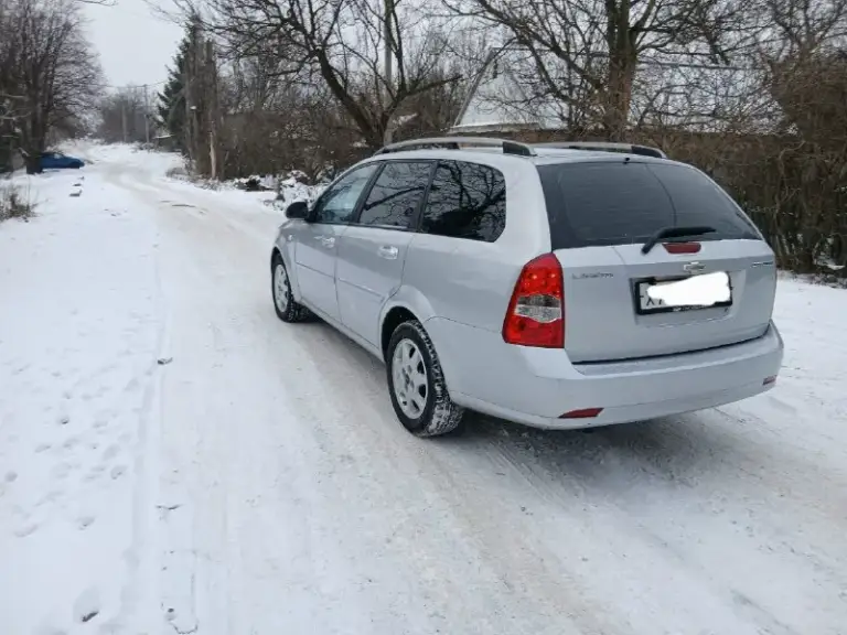 Продам chevrolet лачетти 2011год пробег 71 тысяч собственник авто идеальное состояние гаражное хранение комплектация полная авто как новое резина новая зима и лето обслуженно полностью вложение не нужно абсолютно авто очень шикарное кто хочет достойное авто это то что нужно всю жизнь в одних руках тел +79496642216
📞 Звоните: +7(949)6642216 - фотография - 3