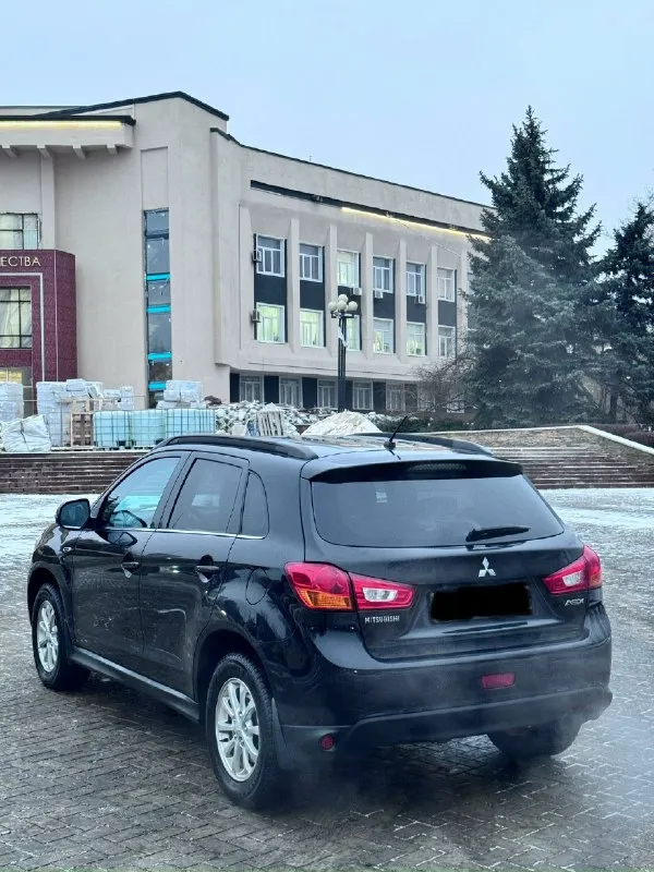 Продам mitsubishi asx 1 владелец с автосалона, полностью родной окрас, никогда не была в дтп, оригинальный птс. 2014год выпуска, в эксплуатации с 2015г. Пробег 185 тыс. Км. Мотор 1.8 (бензин) не дымит, не троит, работает как часы. Коробка автоматическая, переключает отлично, не пинает. Кузов и днище в отличном состоянии! Полная комплектация которая включает в себя: кожаный салон, мульти-руль, круиз-контроль, подогревы передних сидений, сенсорная магнитола с блютусом, камера заднего вида, отличная оптика, электроскладывание зеркал и тд. По электрике и технике вопросов нет, работает все! Зимняя резина, два ключа. Юридически чист, штрафов запретов нет, переоформление в мрэо. Цена:1.195.000 (торг, возможна продажа в кредит) +79495834901 (telegram) +79493963707 (telegram)
📞 Звоните: +7(949)5834901 - фотография - 5