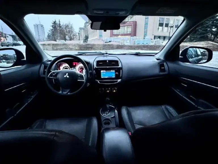 Продам mitsubishi asx 1 владелец с автосалона, полностью родной окрас, никогда не была в дтп, оригинальный птс. 2014год выпуска, в эксплуатации с 2015г. Пробег 185 тыс. Км. Мотор 1.8 (бензин) не дымит, не троит, работает как часы. Коробка автоматическая, переключает отлично, не пинает. Кузов и днище в отличном состоянии! Полная комплектация которая включает в себя: кожаный салон, мульти-руль, круиз-контроль, подогревы передних сидений, сенсорная магнитола с блютусом, камера заднего вида, отличная оптика, электроскладывание зеркал и тд. По электрике и технике вопросов нет, работает все! Зимняя резина, два ключа. Юридически чист, штрафов запретов нет, переоформление в мрэо. Цена:1.195.000 (торг, возможна продажа в кредит) +79495834901 (telegram) +79493963707 (telegram)
📞 Звоните: +7(949)5834901 - фотография - 8