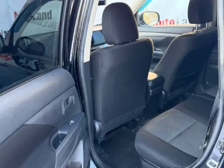 🚘 Mitsubishi outlander 🚘
Год выпуска: 2017
Двигатель: 2.0 бензин
Пробег: 170.000км
Привод: передний
Кпп: автомат
Описание: все расходники заменены, отличное состояние!
❗️ Цена 1.580.000 ₽❗️
🏎️ Продажа в кредит
🏎️ Выкуп авто
🏎️ Trade-in
☎️ +7 (949) 628-72-17
Г. Донецк, пр. Дзержинского 55
📞 Звоните: +7(949)6287217 - фотография - 8