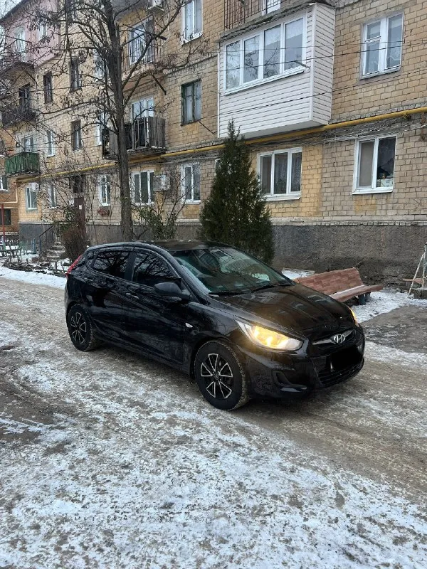 Срочно пока интересует другой автомобиль, цена 620 т. Р. Hyundai solaris! 2014 года! В отличном состоянии! Как по кузову так и по технической части! Авто без вложений! Дно пороги целые! По кузову как на фото! Рыжиков вмятин вздутие окраски нету ! Новые масла фильтра ! Новая дроссельная заслонка !двигатель работает отлично! Не дымит !коробка автомат переключает замечательно, в салоне едет тихо и приятно! 4 электро стеклоподъемника, кондиционер работает, подогрев сидений, титаны r15,электрика вся работает! На новой зимней резине ! Новые все масла и фильтра, по документам оформление без проблем! Остальные вопросы по телефону
+7 949 795 96 15
Осмотр город макеевка

📞 Звоните: +7(949)7959615 - фотография - 2