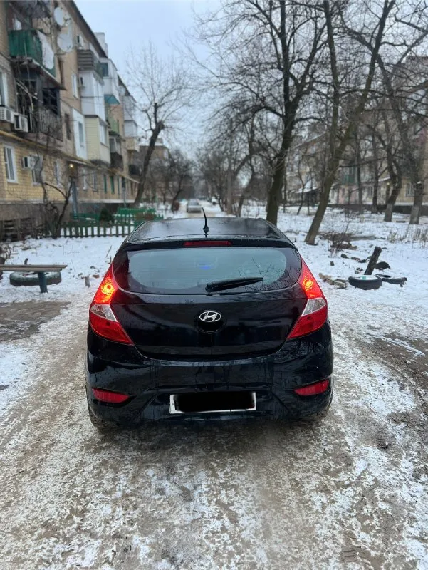 Срочно пока интересует другой автомобиль, цена 620 т. Р. Hyundai solaris! 2014 года! В отличном состоянии! Как по кузову так и по технической части! Авто без вложений! Дно пороги целые! По кузову как на фото! Рыжиков вмятин вздутие окраски нету ! Новые масла фильтра ! Новая дроссельная заслонка !двигатель работает отлично! Не дымит !коробка автомат переключает замечательно, в салоне едет тихо и приятно! 4 электро стеклоподъемника, кондиционер работает, подогрев сидений, титаны r15,электрика вся работает! На новой зимней резине ! Новые все масла и фильтра, по документам оформление без проблем! Остальные вопросы по телефону
+7 949 795 96 15
Осмотр город макеевка

📞 Звоните: +7(949)7959615 - фотография - 4