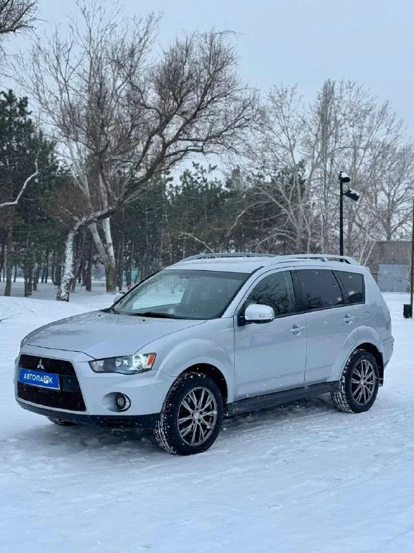 🇯🇵 Mitsubishi outlander

💰Цена: 1 170 000р
🏢Город: мариуполь
📅Год выпуска: 2009
🧾Пробег: 198 488км.
⚙️Двигатель: 2.0
⛽Топливо: бензин/газ
⚙️Кпп: автомат

📞 Телефон:

+7-949-727-41-51
+7-989-263-55-56
+7-949-551-91-52

💾 Описание:

Mitsub. .. >✅ южная эксплуатация.
✅ Техническая часть на 5+
✅ Оригинальный пробег.
✅ Салон как новый.
✅ Салон трансформер.

✅ Отличная комплектация:

❄️ Кондиционер, подогрев сидений, гур, abs, птф, кожаный мультируль, центральный замок, tesla магнитола с камерой заднего вида, хорошая летняя резина на красивых литых дисках.

Улица шевченко 2️⃣6️⃣9️⃣

🏦 Возможна продажа в кредит по двум документам. - фотография - 1