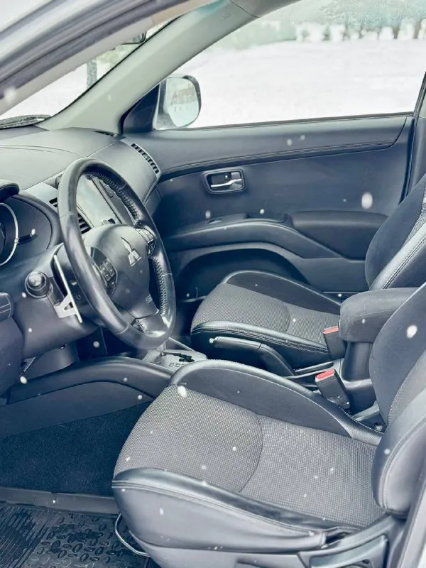 🇯🇵 Mitsubishi outlander

💰Цена: 1 170 000р
🏢Город: мариуполь
📅Год выпуска: 2009
🧾Пробег: 198 488км.
⚙️Двигатель: 2.0
⛽Топливо: бензин/газ
⚙️Кпп: автомат

📞 Телефон:

+7-949-727-41-51
+7-989-263-55-56
+7-949-551-91-52

💾 Описание:

Mitsub. .. >✅ южная эксплуатация.
✅ Техническая часть на 5+
✅ Оригинальный пробег.
✅ Салон как новый.
✅ Салон трансформер.

✅ Отличная комплектация:

❄️ Кондиционер, подогрев сидений, гур, abs, птф, кожаный мультируль, центральный замок, tesla магнитола с камерой заднего вида, хорошая летняя резина на красивых литых дисках.

Улица шевченко 2️⃣6️⃣9️⃣

🏦 Возможна продажа в кредит по двум документам. - фотография - 9