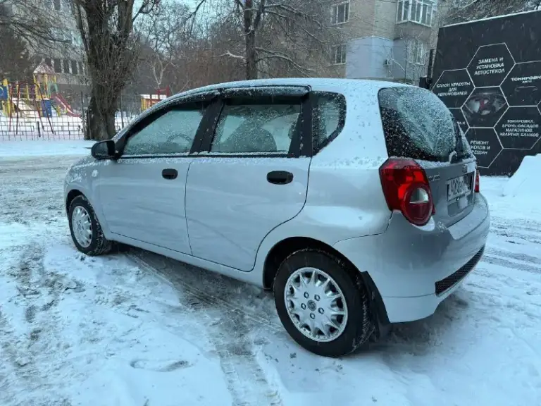 Сhevrolet aveo 2009 г. В. 1.2 бензин мкпп. Автомобиль в достойном состоянии! Кузов без коррозии! Новое сцепление. Новая зимня резина. Кондиционер. Отвечу на вопросы в телефонном режиме!
Цена: 415.000 руб
Г. Донецк
Тел. : +79493910916 - фотография - 4