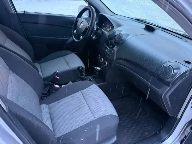 Сhevrolet aveo 2009 г. В. 1.2 бензин мкпп. Автомобиль в достойном состоянии! Кузов без коррозии! Новое сцепление. Новая зимня резина. Кондиционер. Отвечу на вопросы в телефонном режиме!
Цена: 415.000 руб
Г. Донецк
Тел. : +79493910916 - фотография - 9