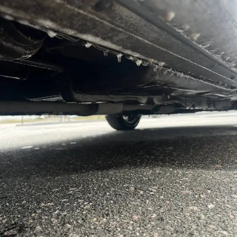Mitsubishi lancer 9 2004
1.6, Не дымит, работает хорошо, сухой. Коробка механика на отлично. Ходовая сбитая и тихая. Кузов очень живой, дно, пороги, стаканы в отличном состоянии, микро косячки есть, вид классный. Резина зима. Салон чистый и опрятный. По электрике все работает, ошибок нет. Стоит сигнализация с автозапуском. По документам все отлично. Все стекла родные.
385.000₽
+79493609487 Донецк
📲 Tg: @zmilovz
📞 Звоните: +7(949)3609487 - фотография - 8