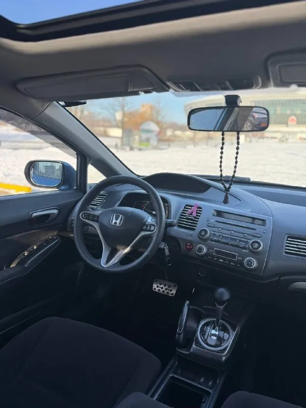 🚘 Honda civic 2006
✅ 2006 Год выпуска
✅ : 1.8 Ат / бензин /
✅ Пробег: 205.000 km
🔥 Редкое состояние авто. Европейка, покупалась в автосалоне донецка в 2007 году, полностью оригинальный пробег, все родные стекла.
💫 Хозяйский автомобиль. Вложений никаких не требует. Каждый день на ходу. Я - собственник. Есть незначительные следы эксплуатации, и вторичные окрасы по годам, всё по делу.
🚙 Комплектация максимальная в то время, с люком, климатом, круизом, подогревами сидений, складыванием зеркал, лепестками и спортивным обвесом.
💥 2 Ключа, 2 комплекта импортной резины. Установлена сигнализация и multilock. Хороший свет. Кондиционер заправлен. Полностью обслужен до мелочей. Кузов летом покрывался керамикой.
📍 Осмотр в донецке. Возможна продажа в кредит через автосалон.
💸 950.000 ₽ (Торг)
+7 (949) 984-68-08
📞 Звоните: +7(949)9846808 - фотография - 8