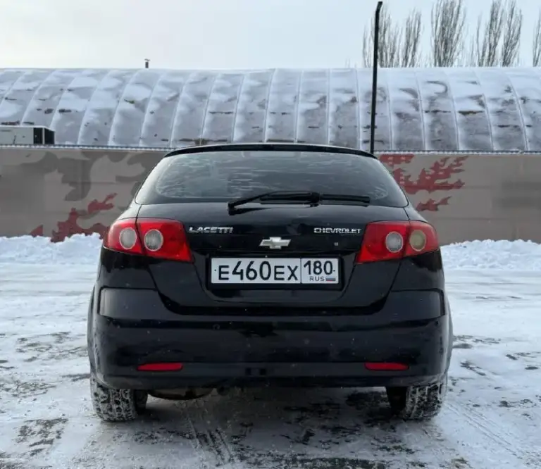 Chevrolet lacetti 1.4 мт

Цена: 485 000
Город: донецк
Год выпуска: 2008
Пробег: 250 000км
Двигатель: 1.4
Топливо: бензин
Кпп: механика
Собственник: да
Телефон: +79493084655 (тг на этом же номере, могут быть проблемы со связью)

На 200 000км была капиталка.
Техническое состояние отличное.
Днище и пороги на месте и обработаны.
Кондиционер заправлен.
Парктроники.
Шумоизоляция дверей.
2 Din магнитола с bluetooth
2 Комплекта резины. - фотография - 5