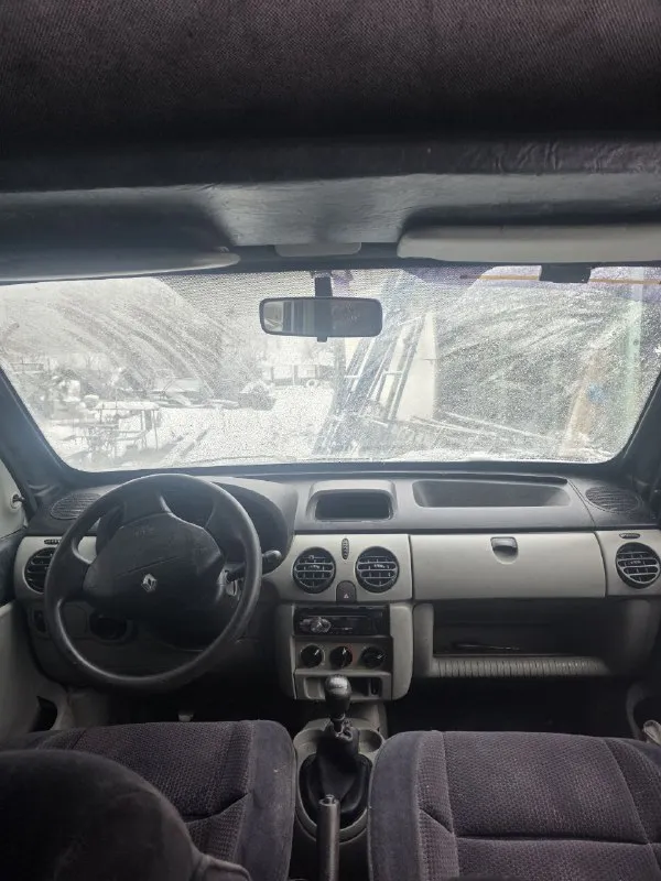 Продам renault kangoo 2004г дизель.
Пробег 409300км
Срочная продажа. От собственника, один владелец. Два комплекта резины - новая зимняя не проехала и 1000км.
Двигатель после кап ремонта. Сумма за ремонт мотора 215тыс. Руб. Есть чеки на запчасти и работу. По факту двигатель с нулевым пробегом.
Продавать не планировали. Причина - нужны деньги на лечение.
Техосмотр пройден, можно сразу ехать в мрэо и ставить на учёт.
Могу присутствовать в мрэо.
Стоимость - 330 000руб.
Торг при осмотре.

Все вопросы по телефону: +79493268997 - фотография - 5
